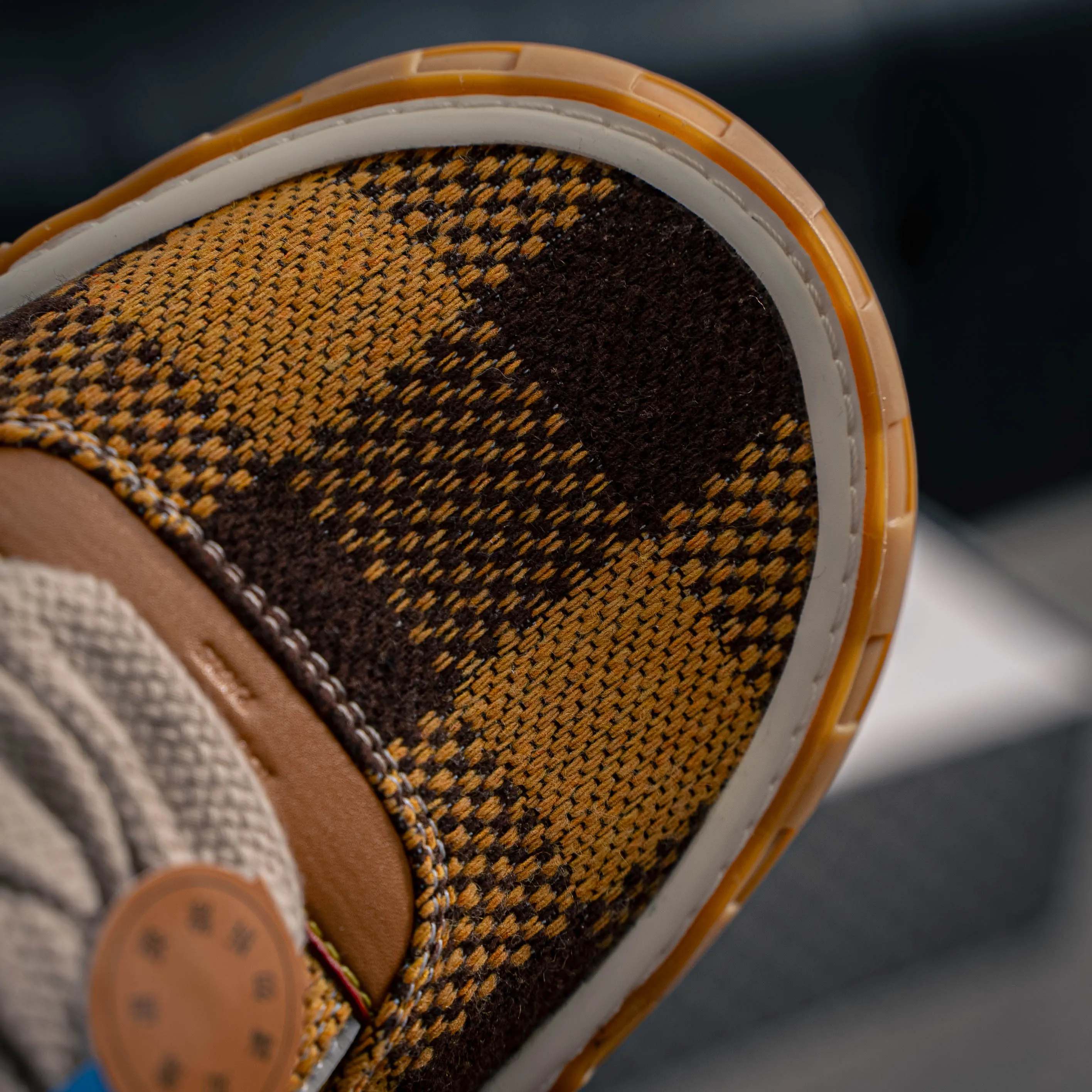 # LV LOUIS VUITTON Tilted Low Sneakers Series Low-Top Retro Versatile Skate Shoes 2026 Skate Shoes Shoes